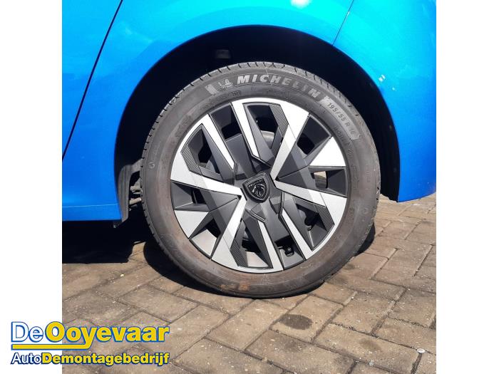 Peugeot 208 II 1.2 Vti 12V PureTech 75 Sloopvoertuig (2025, Blauw)