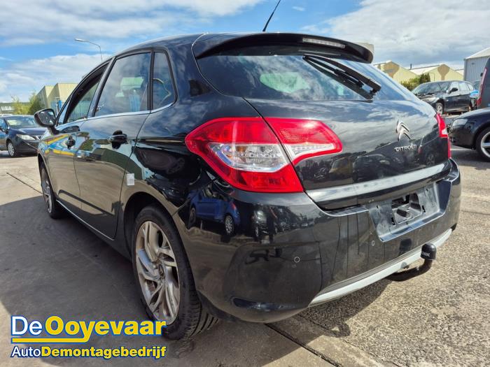 Citroen C4 Berline 1.6 16V VTi Sloopvoertuig (2011, Zwart)