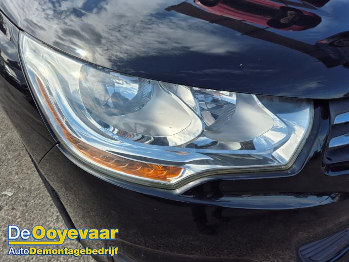 Citroen C4 Berline 1.6 16V VTi Sloopvoertuig (2011, Zwart)