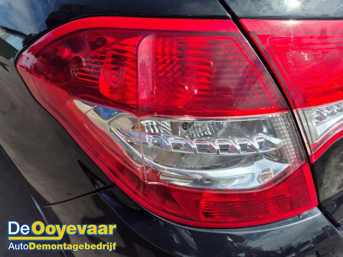 Citroen C4 Berline 1.6 16V VTi Sloopvoertuig (2011, Zwart)
