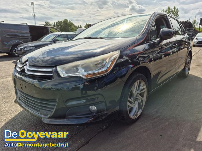 Citroen C4 Berline 1.6 16V VTi Sloopvoertuig (2011, Zwart)