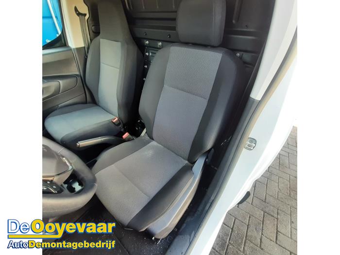 Peugeot Partner 1.5 BlueHDi 100 Schadevoertuig (2023, Wit)