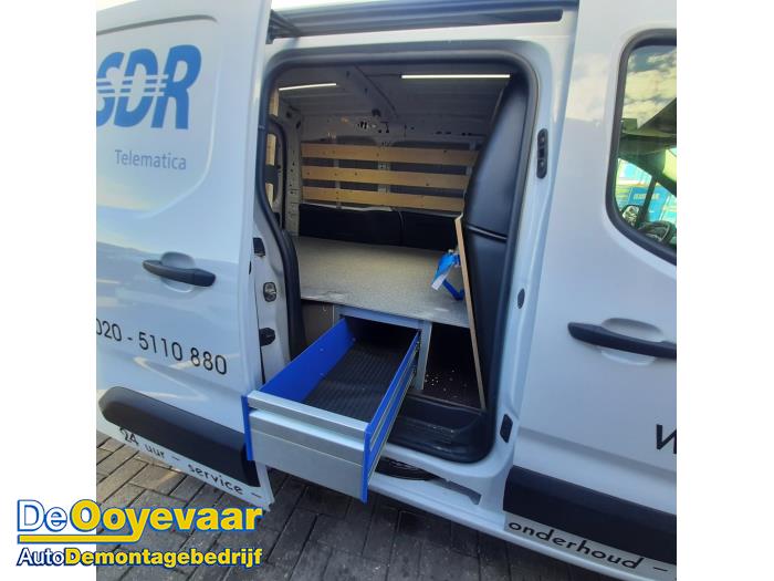 Peugeot Partner 1.5 BlueHDi 100 Schadevoertuig (2023, Wit)