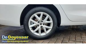 Seat Leon Sportstourer 1.5 eTSI 16V Sloopvoertuig (2021, Wit)