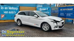 Seat Leon Sportstourer 1.5 eTSI 16V Sloopvoertuig (2021, Wit)