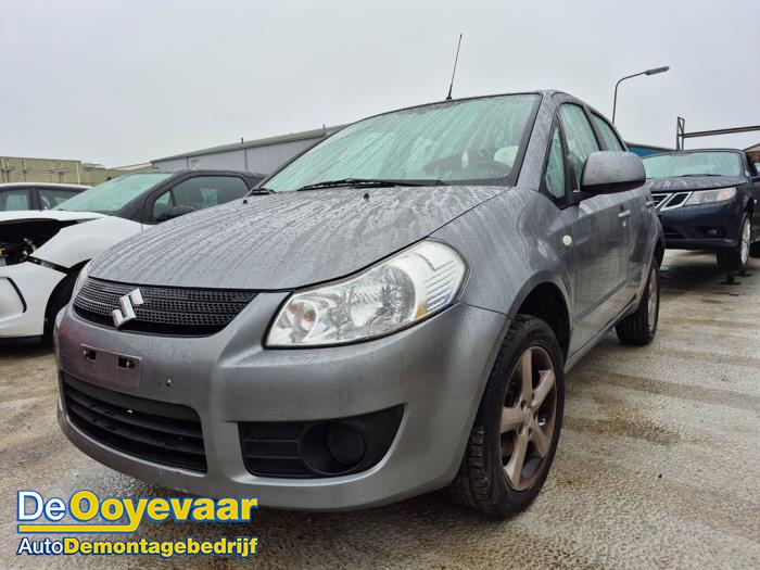 Suzuki SX4 1.6 16V VVT Comfort,Exclusive Autom. Sloopvoertuig (2006, Grijs)