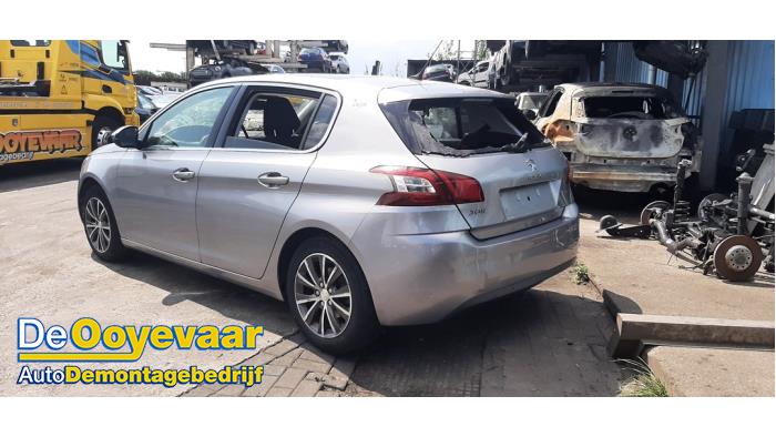 Peugeot 308 1.2 12V e-THP PureTech 130 Sloopvoertuig (2016, Grijs)