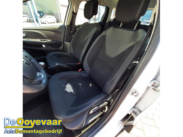 Renault Clio IV Estate/Grandtour 0.9 Energy TCE 90 12V Sloopvoertuig (2019, Wit)