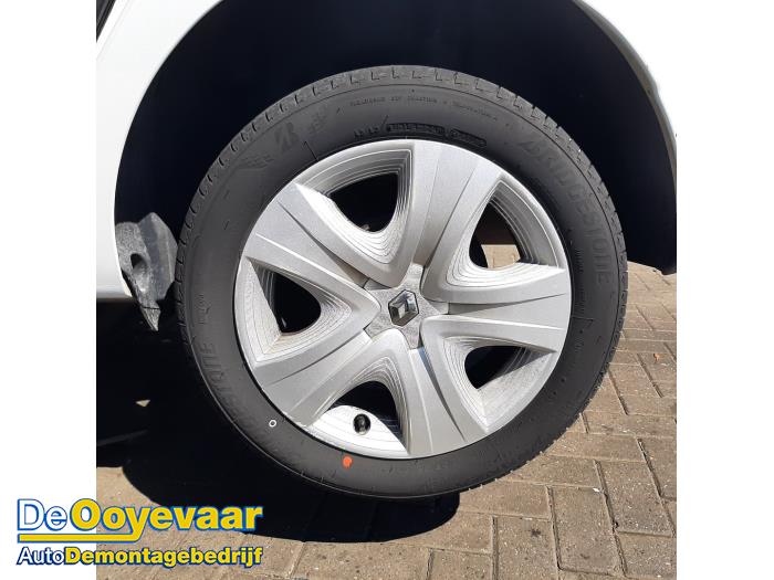 Renault Clio IV Estate/Grandtour 0.9 Energy TCE 90 12V Sloopvoertuig (2019, Wit)