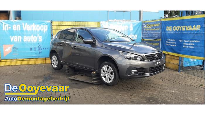 Peugeot 308 1.2 12V e-THP PureTech 110  (Sloop)