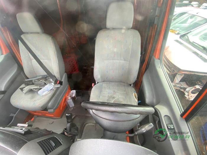 Volkswagen Crafter 2.5 TDI 30/35/50 Sloopvoertuig (2009)