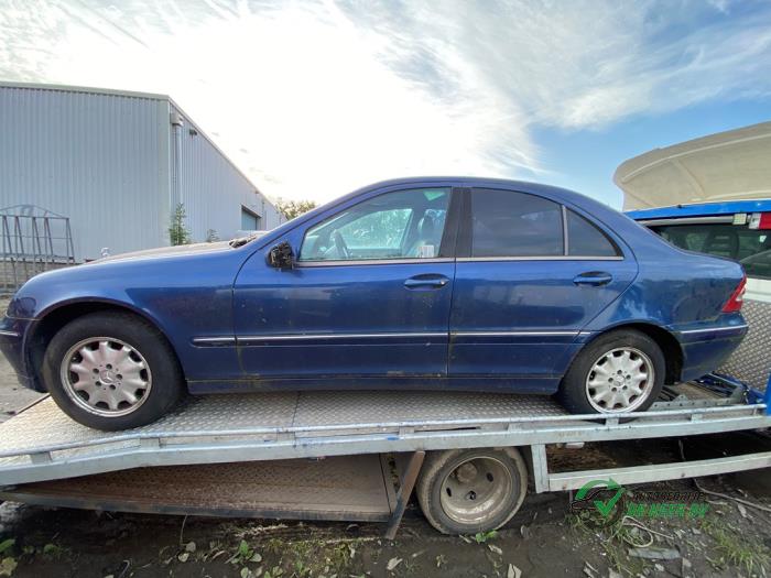 Mercedes C 2.0 C-180 16V Sloopvoertuig (2002, Blauw)