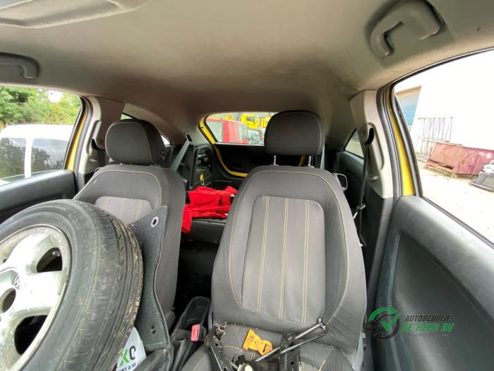 Opel Corsa D 1.2 16V Sloopvoertuig (2011, Geel)