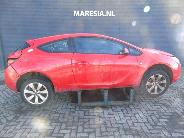 Opel Astra 2012 - large/71dc4fef-3d24-4407-82da-14687d7967c4.jpg