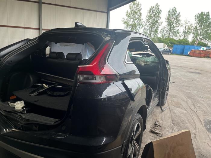 Mitsubishi Eclipse Cross 2.4 16V PHEV 4x4 Sloopvoertuig (2021, Zwart)