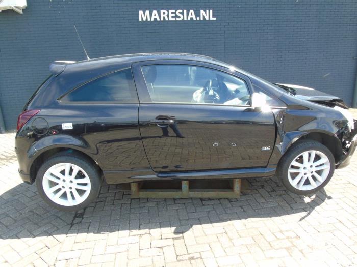 Opel Corsa D 1.4 Euro 5 Sloopvoertuig (2011, Zwart)