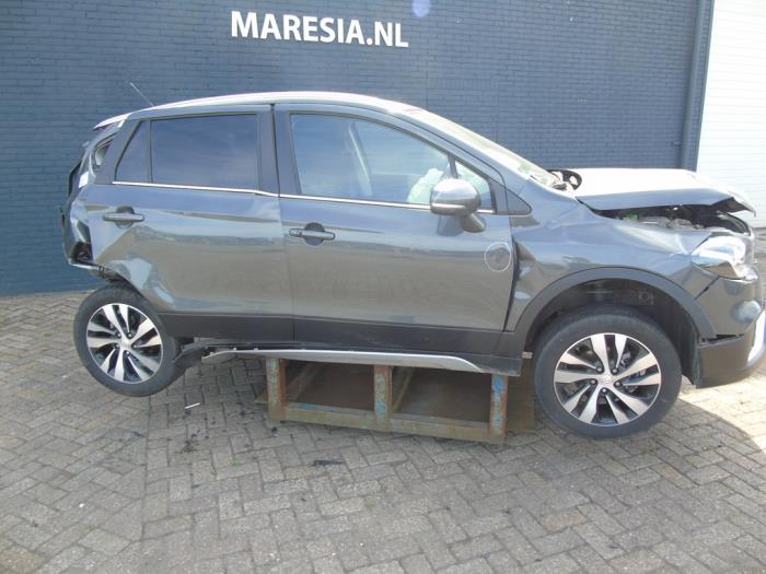 Suzuki SX4 S-Cross 1.4 Booster Jet Turbo 16V SHVS Sloopvoertuig (2021, Grijs)