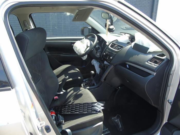 Suzuki Swift 1.2 16V Sloopvoertuig (2014, Grijs)