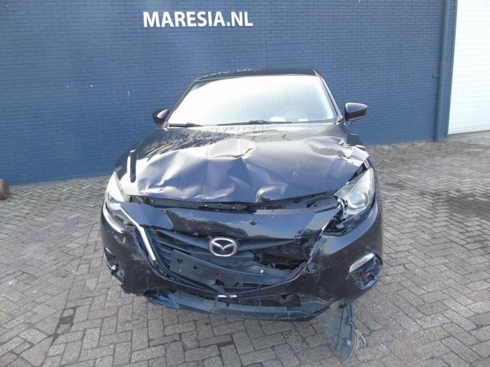 Mazda 3 1.5 Skyactiv-G 100 16V Sloopvoertuig (2014, Zwart)