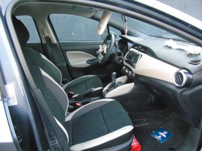 Nissan Micra Sloopvoertuig (2019, Grijs)