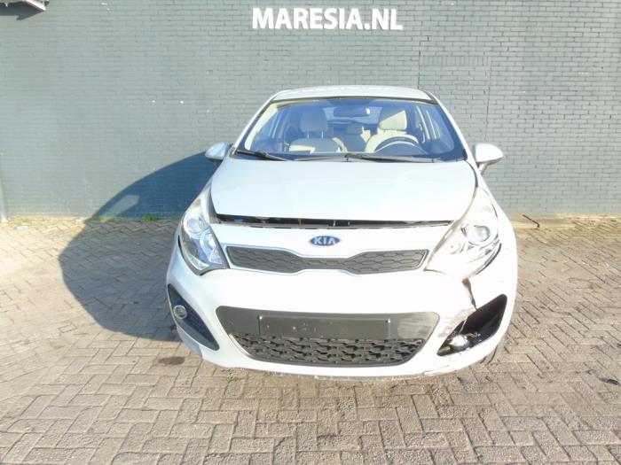 Kia Rio III 1.2 CVVT 16V Sloopvoertuig (2012, Beige)