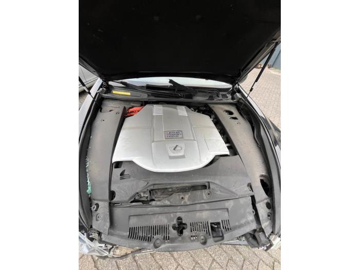 Lexus LS 600h 5.0 32V VVT-i Sloopvoertuig (2007, Zwart)