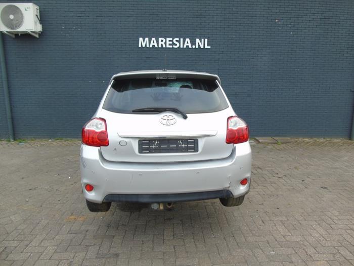 Toyota Auris 1.4 D-4D-F 16V Sloopvoertuig (2010, Metallic, Zilver)