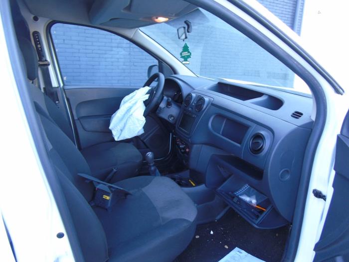 Dacia Dokker Express 1.5 Blue dCi 95 Sloopvoertuig (2021, Wit)