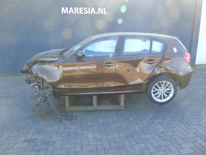 BMW 1 serie 116i 2.0 16V Sloopvoertuig (2010, Bruin)