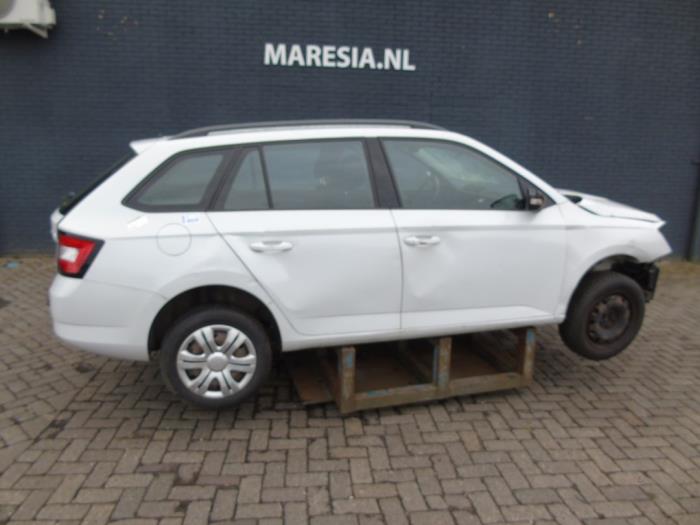 Skoda Fabia III Combi 1.0 TSI 12V Sloopvoertuig (2017, Wit)