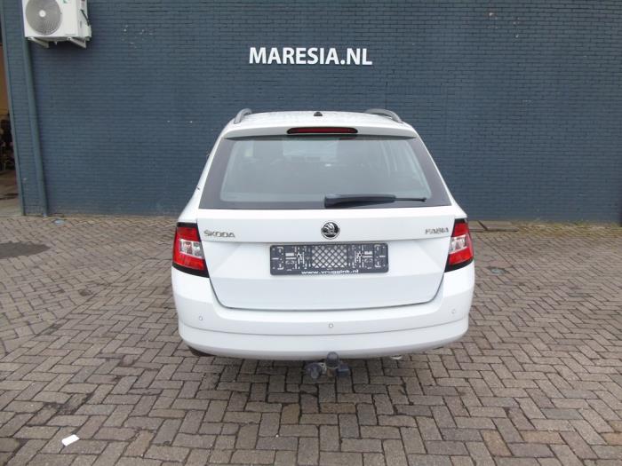 Skoda Fabia III Combi 1.0 TSI 12V Sloopvoertuig (2017, Wit)