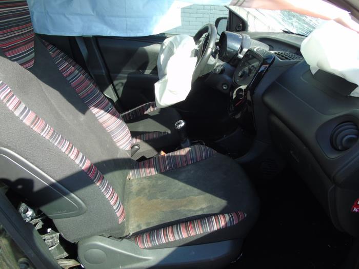 Citroen C1 1.0 12V VVT-i Sloopvoertuig (2020, Zwart)