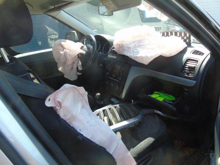 Skoda Yeti 1.2 TSI 16V Sloopvoertuig (2014, Metallic, Zilver)