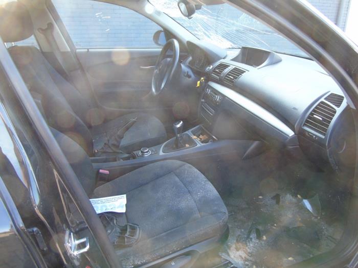 BMW 1 serie 116i 1.6 16V Sloopvoertuig (2008, Zwart)