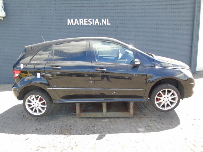 Mercedes B 2.0 B-200 16V Turbo Sloopvoertuig (2006, Zwart)