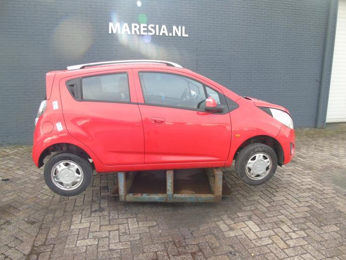 Chevrolet Spark 1.0 16V Sloopvoertuig (2011, Rood)