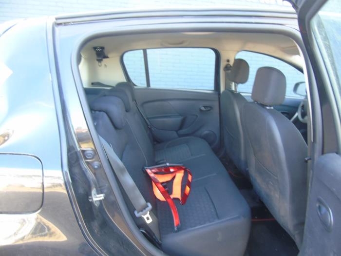 Dacia Sandero II 0.9 TCE 12V Sloopvoertuig (2013, Donker, Zwart)