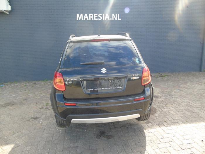 Suzuki SX4 1.6 16V 4x2 Sloopvoertuig (2010, Donker, Zwart)