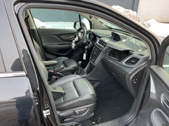 Opel Mokka/Mokka X 1.6 CDTI 16V 4x2 Sloopvoertuig (2016, Donker, Zwart)