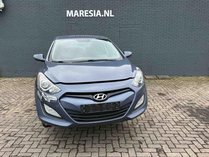 Hyundai i30 1.4 16V Sloopvoertuig (2012, Blauw)
