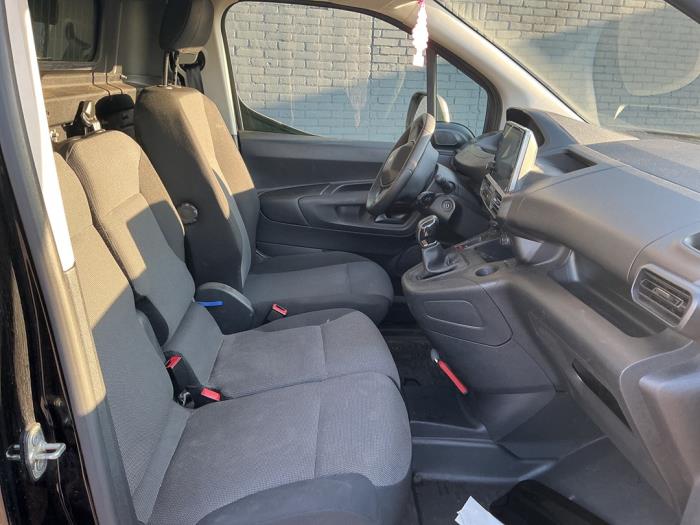 Peugeot Partner 1.5 BlueHDi 75 Sloopvoertuig (2021, Zwart)