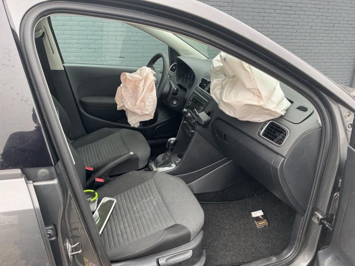 Volkswagen Polo V 1.2 TSI Sloopvoertuig (2010, Grijs)