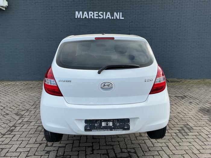 Hyundai i20 1.2i 16V Sloopvoertuig (2010, Wit)