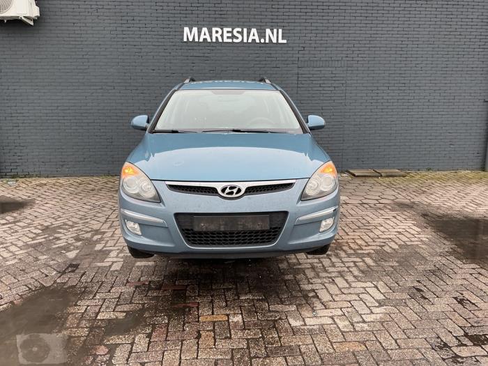 Hyundai i30 Crosswagon 1.4 CVVT 16V Sloopvoertuig (2010, Blauw)