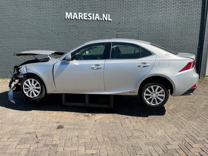 Lexus IS 300h 2.5 16V Sloopvoertuig (2013, Grijs)