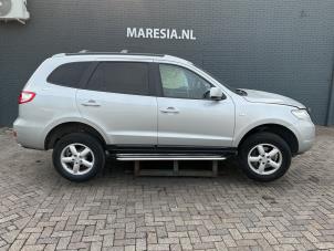Hyundai Santa Fe II 2.7 V6 24V 4x2 Sloopvoertuig (2007, Grijs)