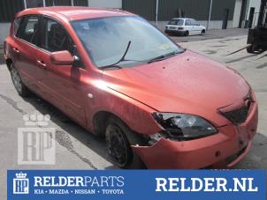 Mazda 3 Sport 1.3i 16V Sloopvoertuig (2004, Oranje)