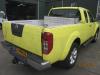 Nissan Navara 2.5 dCi 16V 4x4 Sloopvoertuig (2012, Geel)