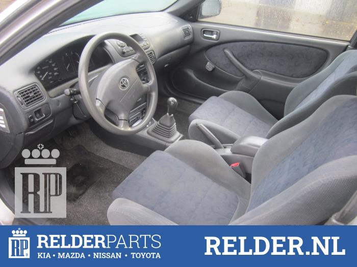 Toyota Corolla 1.9 D Sloopvoertuig (2000, Grijs)