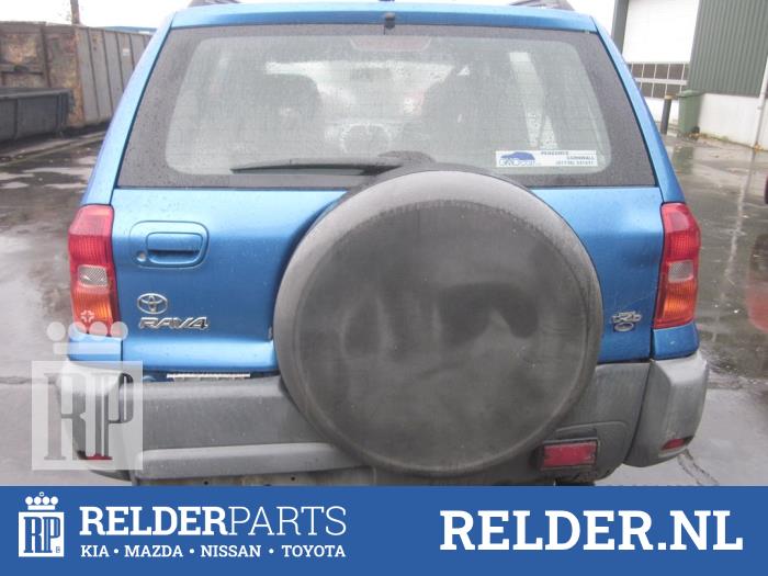 Toyota RAV4 2.0 D-4D 16V 4x4 Sloopvoertuig (2004, Blauw)